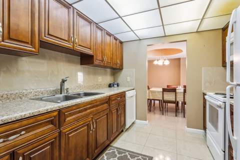 951 De Soto Road #2300, Boca Raton FL - photo 7 of 30