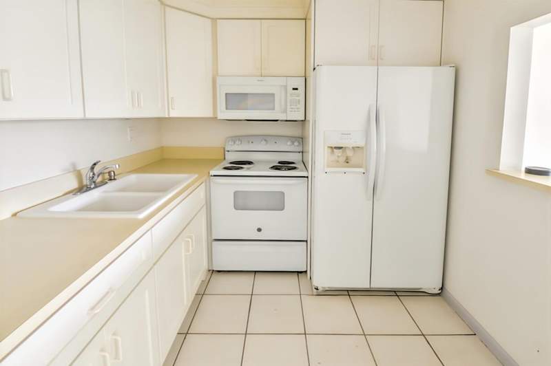 1 bedroom Condominium at 164 Andover G, Andover Condos, West Palm Beach — photo 2