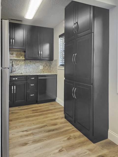 301 Farnham M #301, Deerfield Beach FL - photo 9 of 42