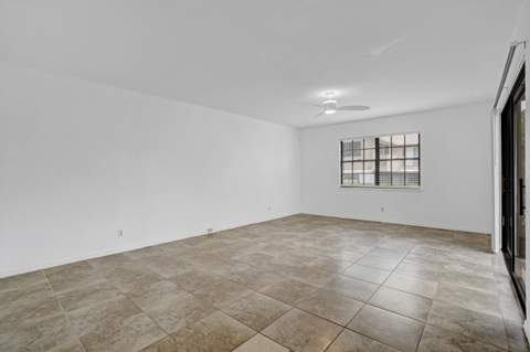 7437 SE Jamestown Terrace #1304, Hobe Sound FL - photo 9 of 30