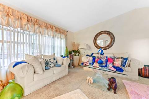 2531 Doral Way, Riviera Beach FL - photo 7 of 28