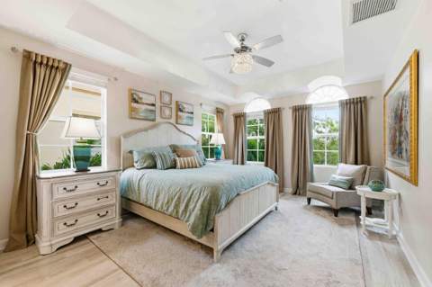 11850 Valencia Gardens Avenue, Palm Beach Gardens FL - photo 15 of 37