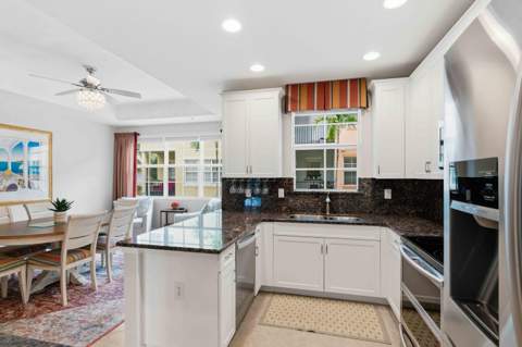 11850 Valencia Gardens Avenue, Palm Beach Gardens FL - photo 10 of 37