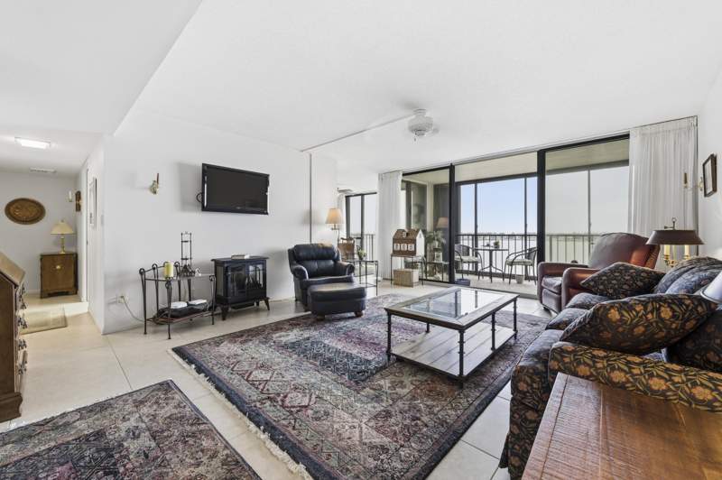 2 bedroom Condominium at 126 Lakeshore Drive #526, Old Port Cove, North Palm Beach — photo 5