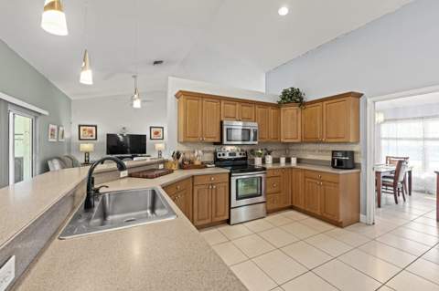 4501 SW Athena Drive, Port St. Lucie FL - photo 21 of 45