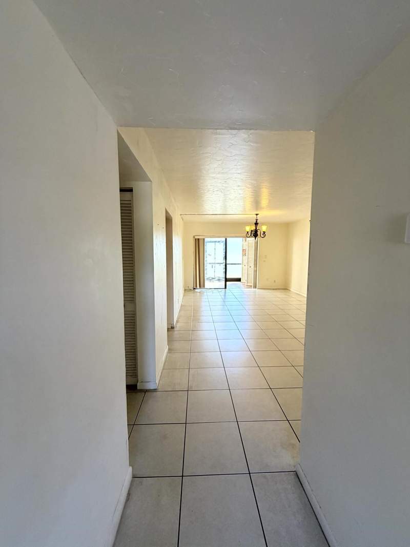 2 bedroom Condominium at 9300 SW 8th Street #107, Isle Of Sandalfoot Condo, Boca Raton — photo 3