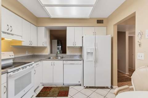 14701 Cumberland Drive #1080, Delray Beach FL - photo 20 of 40