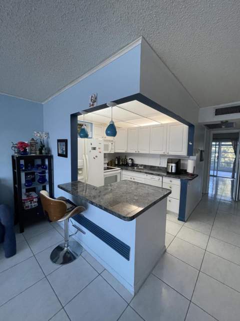 3019 Harwood C #3019, Deerfield Beach FL - photo 8 of 50