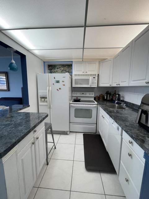 3019 Harwood C #3019, Deerfield Beach FL - photo 9 of 50