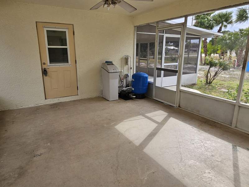 3 bedroom Single Family Residence at 7301 Cabana Lane, Lakewood Park Unit4, Fort Pierce — photo 4