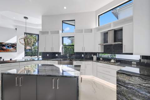 15934 Laurel Creek Drive, Delray Beach FL - photo 15 of 92