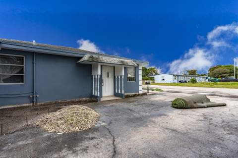 945 Miner Road, Lake Worth FL - photo 14 of 103