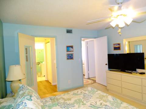 409 Pine Glen Lane #A-2, Greenacres FL - photo 13 of 23