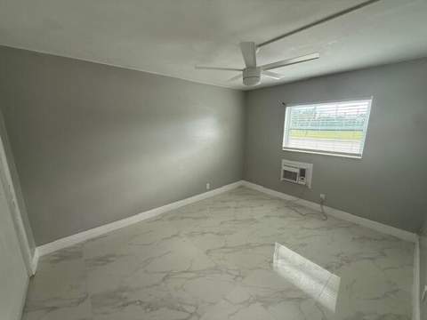 810 Lake Shore Drive #19, Lake Park FL - photo 10 of 13