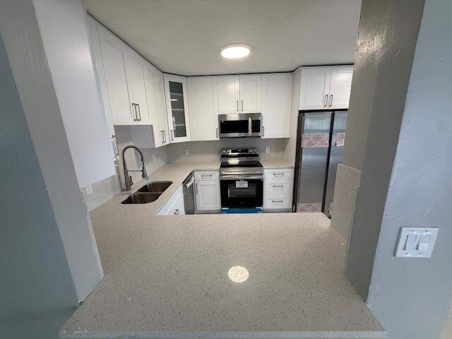 2 bedroom Condominium at 810 Lake Shore Drive #19, Lake View Condo Apts, Lake Park — photo 4