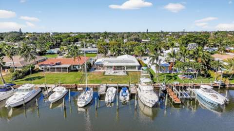 752 Lagoon Drive, North Palm Beach FL - photo 19 of 73