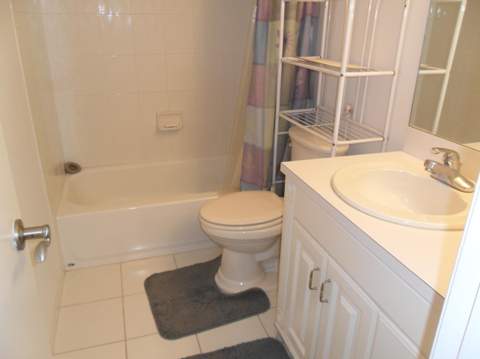 681 S Hollybrook Drive #105, Pembroke Pines FL - photo 9 of 34
