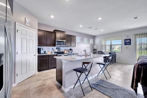 6343 NW Regent Street, Port St. Lucie FL - photo 8 of 46