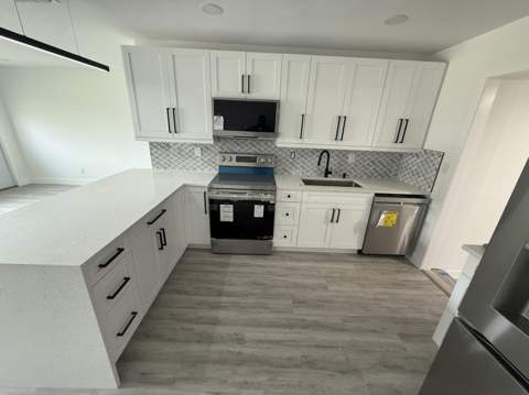 2353 S Beech Rd Road, West Palm Beach FL - photo 8 of 16