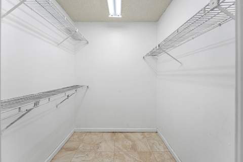 2057 Amesbury Circle, Wellington FL - photo 20 of 33
