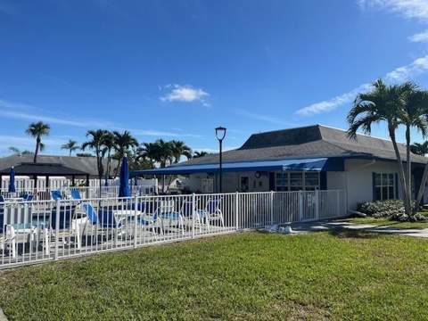 1157 S Drive Circle #C, Delray Beach FL - photo 17 of 24