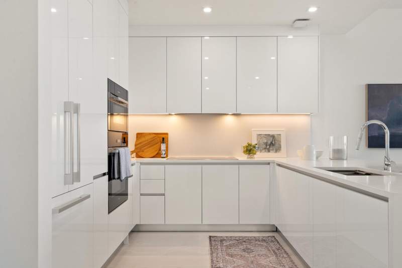2 bedroom Condominium at 220 Lake Shore Drive #817, Nautilus 220, Lake Park — photo 5