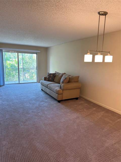 1100 NW 87th Avenue #405, Coral Springs FL - photo 8 of 31