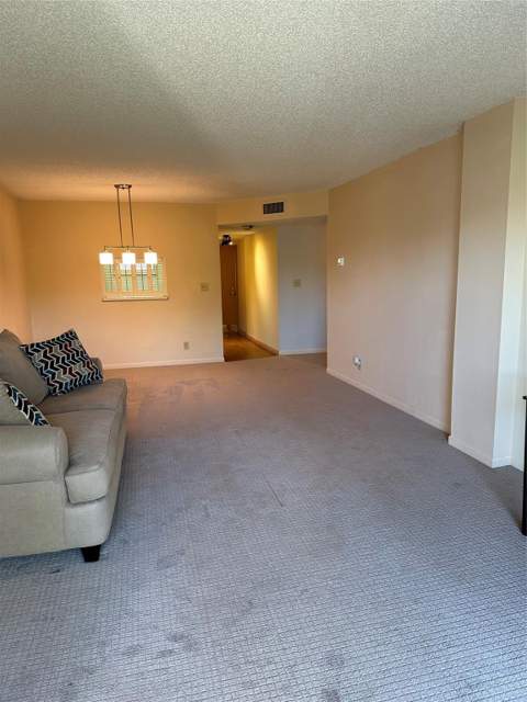 1100 NW 87th Avenue #405, Coral Springs FL - photo 10 of 31