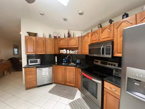 6115 Bay Isles Drive, Boynton Beach FL - photo 8 of 43
