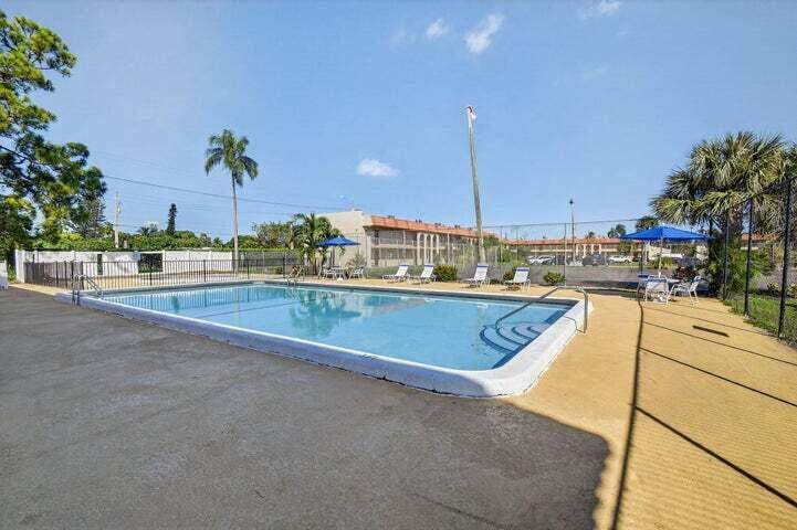 1 bedroom Condominium at 6094 Forest Hill Boulevard #106, Forest Hill Gardens Condo, West Palm Beach — photo 5