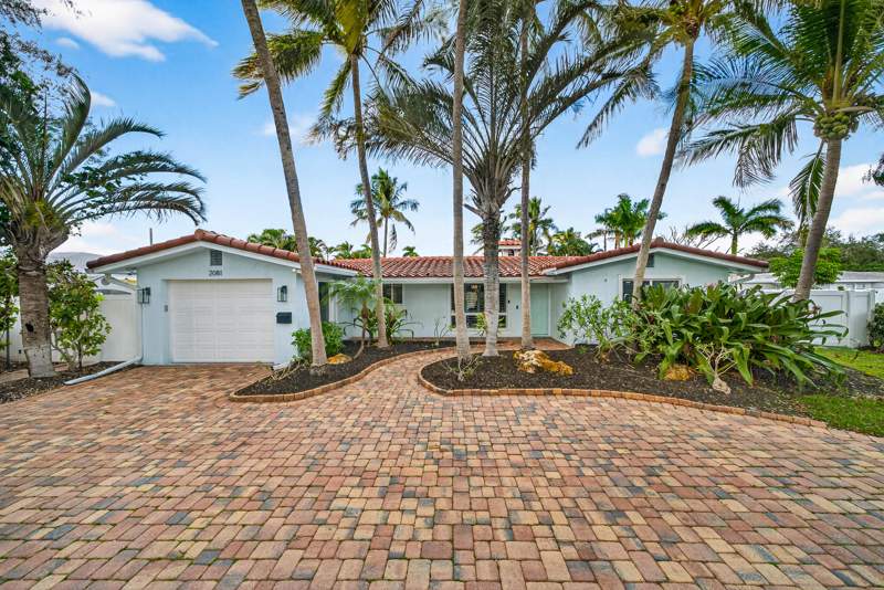 4 bedroom Single Family Residence at 2081 NE 25th Street, Hillsboro Isles, Lighthouse Point — photo 4