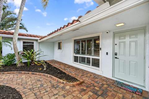 2081 NE 25th Street, Lighthouse Point FL - photo 6 of 55