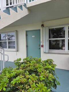 460 Horizons #111, Boynton Beach FL - photo 14 of 15