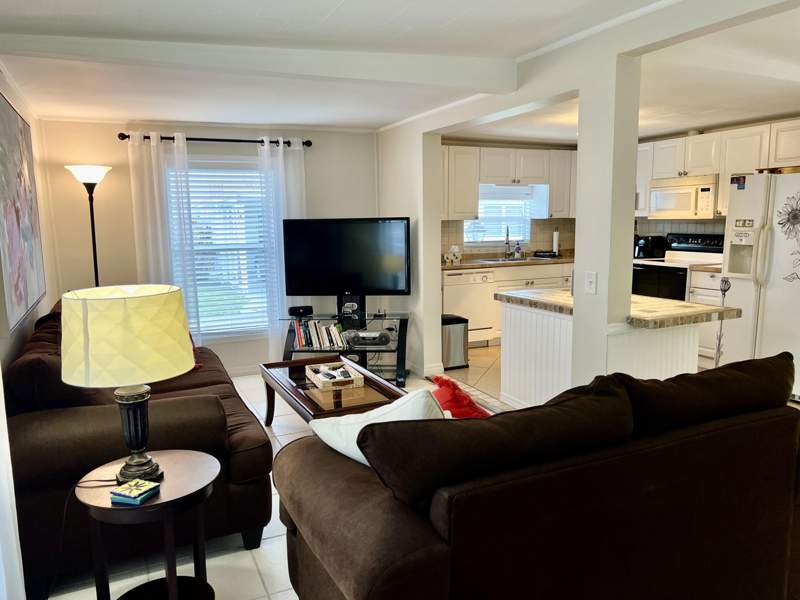 2 bedroom Mobile Home at 3325 South Street, Orangebrook Harbor, Hollywood — photo 5