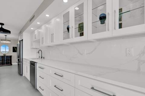 5510 N Ocean Drive #22d, Singer Island FL - photo 8 of 40