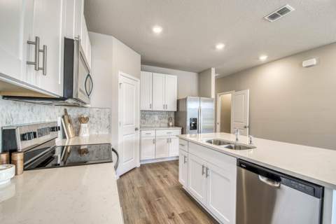 5735 SE Edgewater Circle, Stuart FL - photo 9 of 36