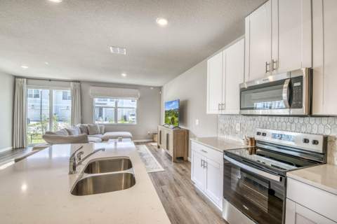 5735 SE Edgewater Circle, Stuart FL - photo 8 of 36
