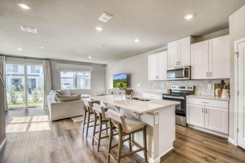 5735 SE Edgewater Circle, Stuart FL - photo 10 of 36