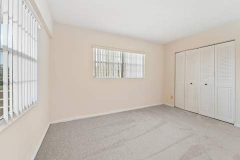 200 Dorset E, Boca Raton FL - photo 9 of 41