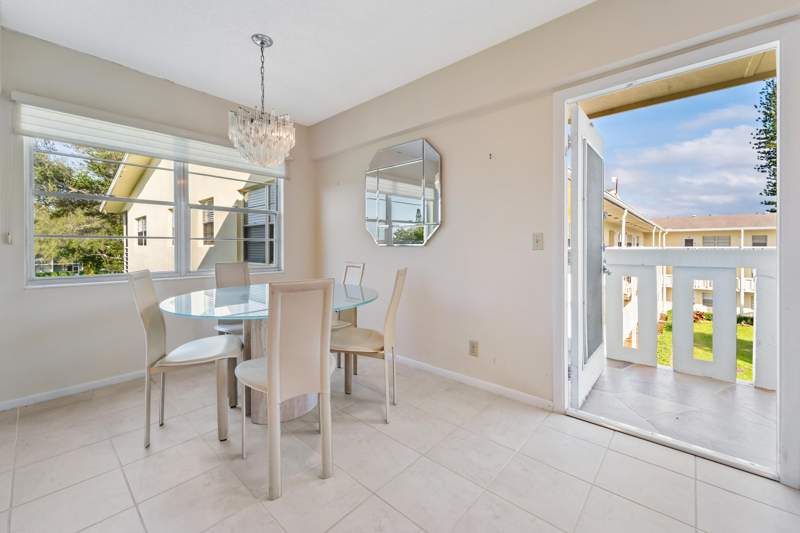 2 bedroom Condominium at 200 Dorset E, Century Village, Boca Raton — photo 2