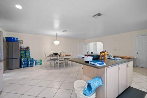 5772 N Haverhill Road, West Palm Beach FL - photo 18 of 32