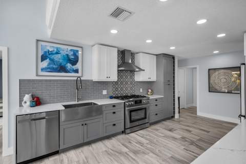 9029 SE Breeze Way, Hobe Sound FL - photo 8 of 57