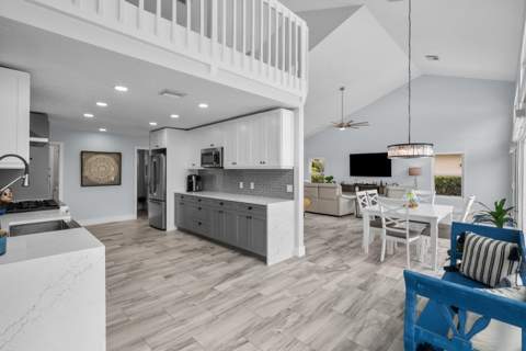 9029 SE Breeze Way, Hobe Sound FL - photo 11 of 57