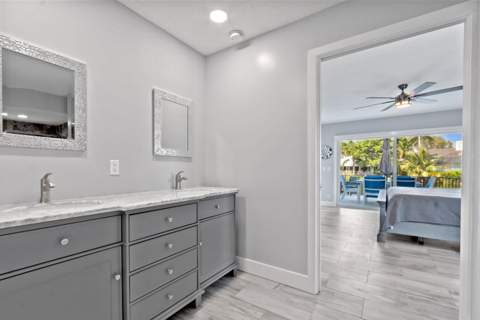 9029 SE Breeze Way, Hobe Sound FL - photo 21 of 57