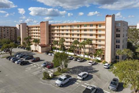 14527 Bonaire Boulevard #408, Delray Beach FL - photo 24 of 30