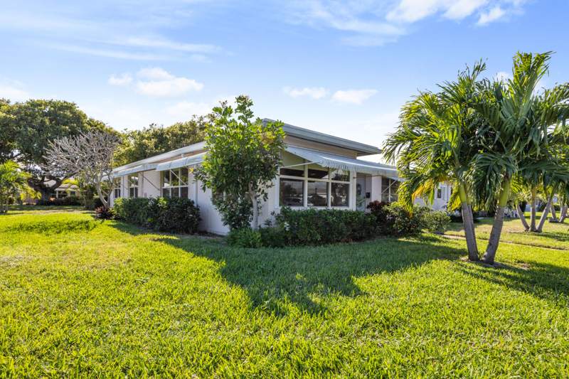 2 bedroom Condominium at 200 South Boulevard #A, High Point West Condo 2, Boynton Beach — photo 2