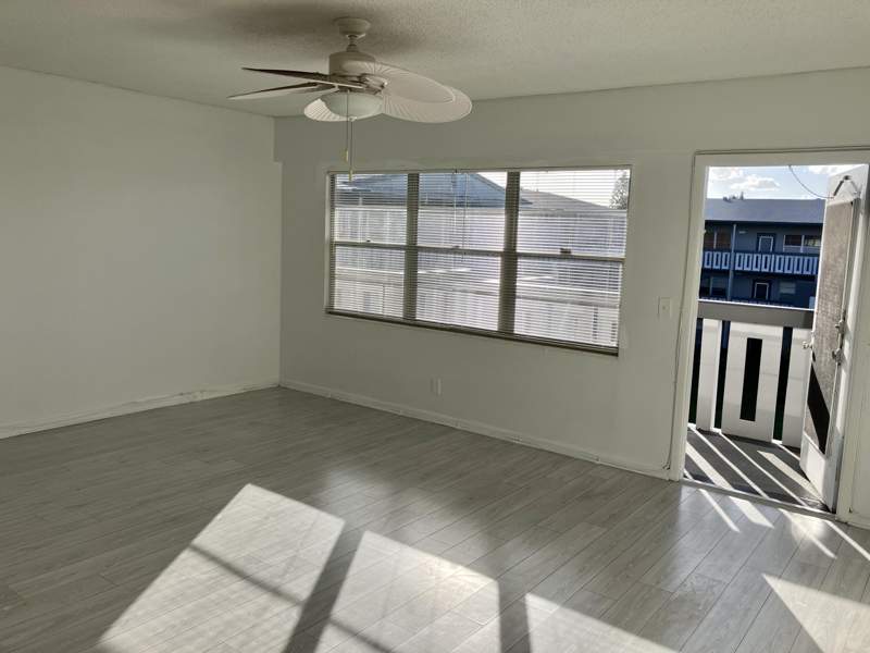 1 bedroom Condominium at 156 Suffolk D, Century Villas, Suffolk D, Boca Raton — photo 3