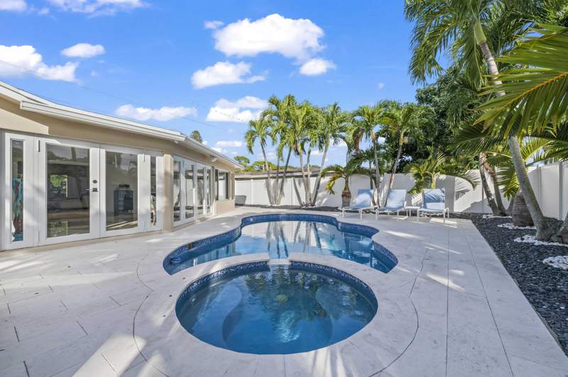 2 bedroom Single Family Residence at 838 W Palmetto Park Road, Royal Oak Hills 2nd Sec, Boca Raton — photo 5