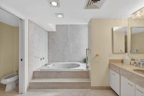 1500 S Ocean Boulevard #606, Boca Raton FL - photo 20 of 77