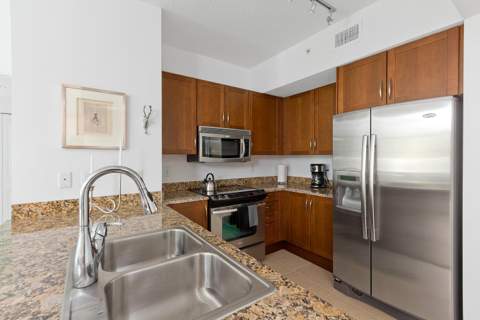 450 N Federal Highway #609, Boynton Beach FL - photo 13 of 41